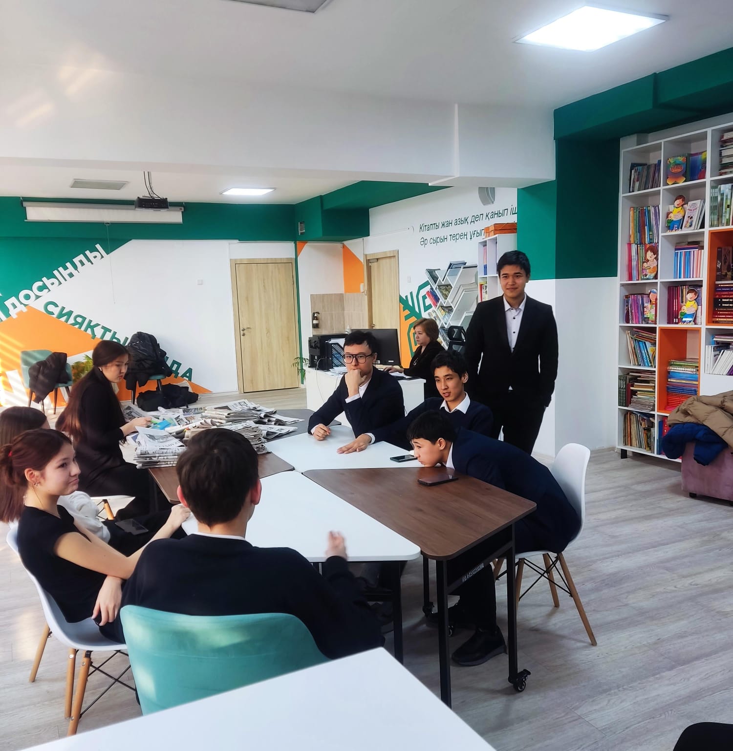 Жаһандану және оның қазіргі жастар өміріндегі рөлі / Глобализация и ее роль в жизни современной молодежи